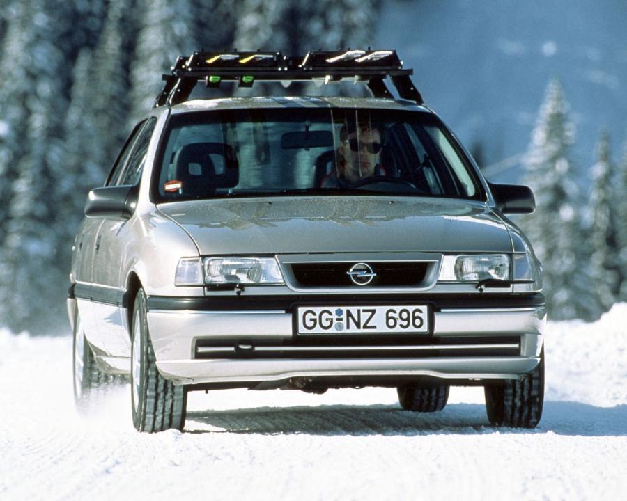  Opel Vectra V6 1993 года  (фото 15 из 17)